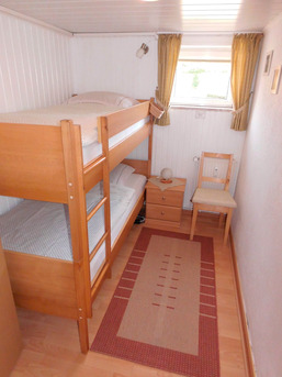 Schlafzimmer II